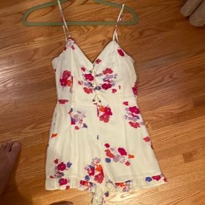 Brand new minkpink romper